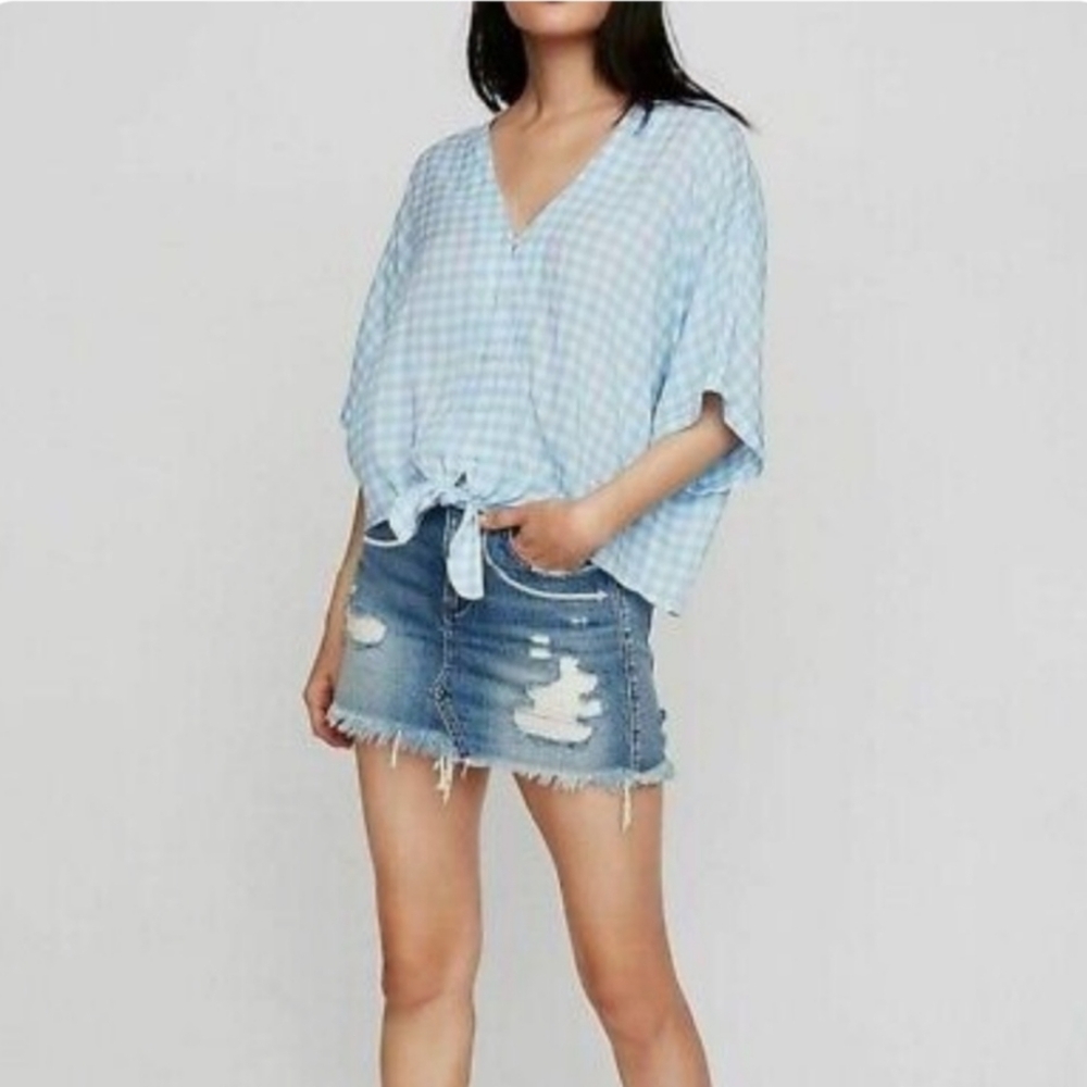 EUC Express baby blue and white gingham dolman sleeve top